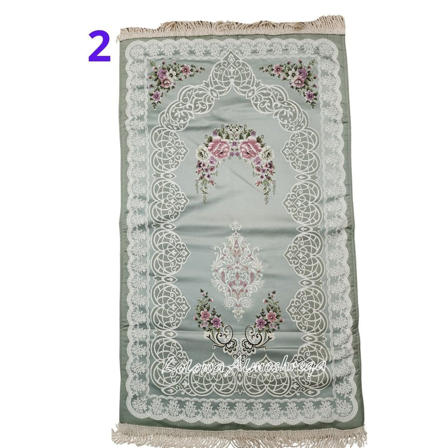 هدية رمضان فاخرة - سجادة صلاة بتصميم الزهور